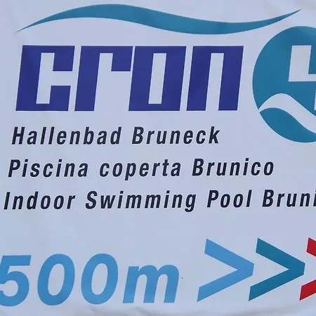 Garni Schorneck Alojamento de Acomodação e Pequeno-almoço Brunico